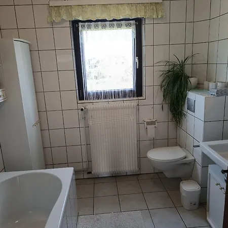 شقة Confortable Avec Terrasse Et Parking A Jebsheim - Fr-1-744-50 *