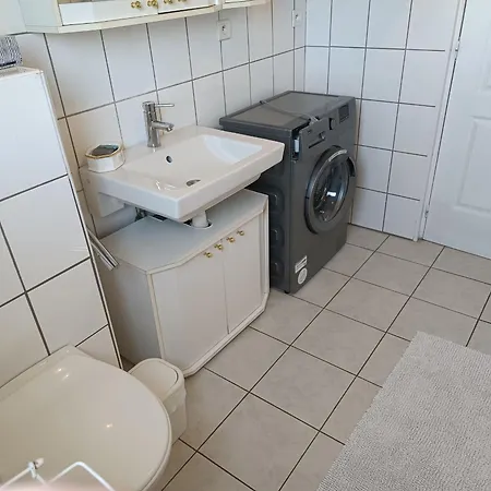 Confortable Avec Terrasse Et Parking A Jebsheim - Fr-1-744-50