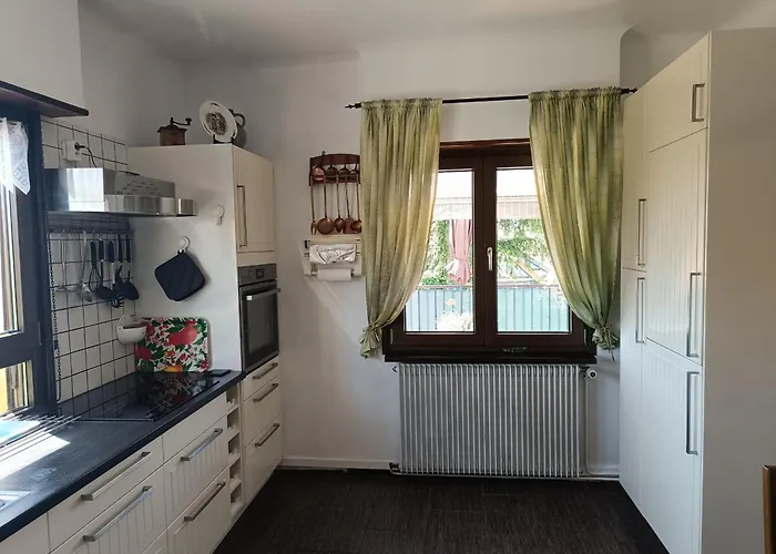 Confortable Avec Terrasse Et Parking à Jebsheim - Fr-1-744-50 Appartement Jebsheim